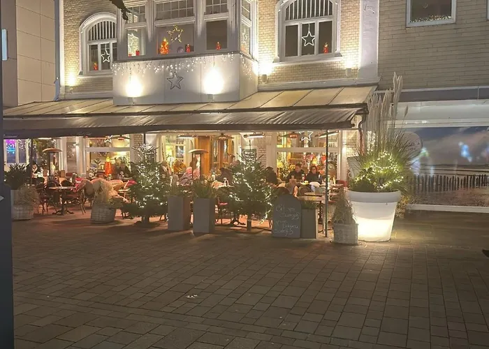 Апартаменты Gaestehaus Cafe Orth 1 *